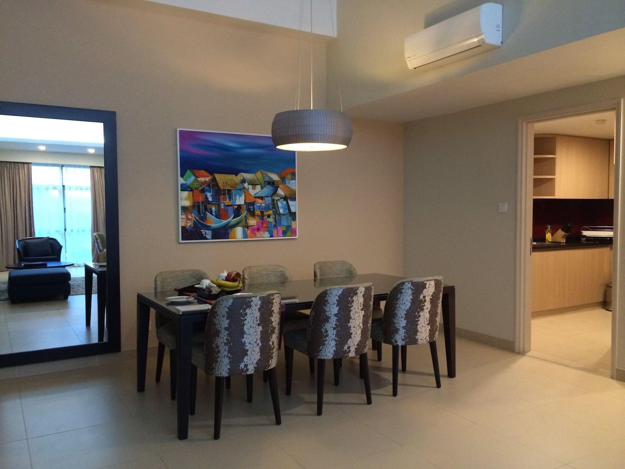 Somerset Ho Chi Minh-Byen Eksteriør billede A dining room in a condominium