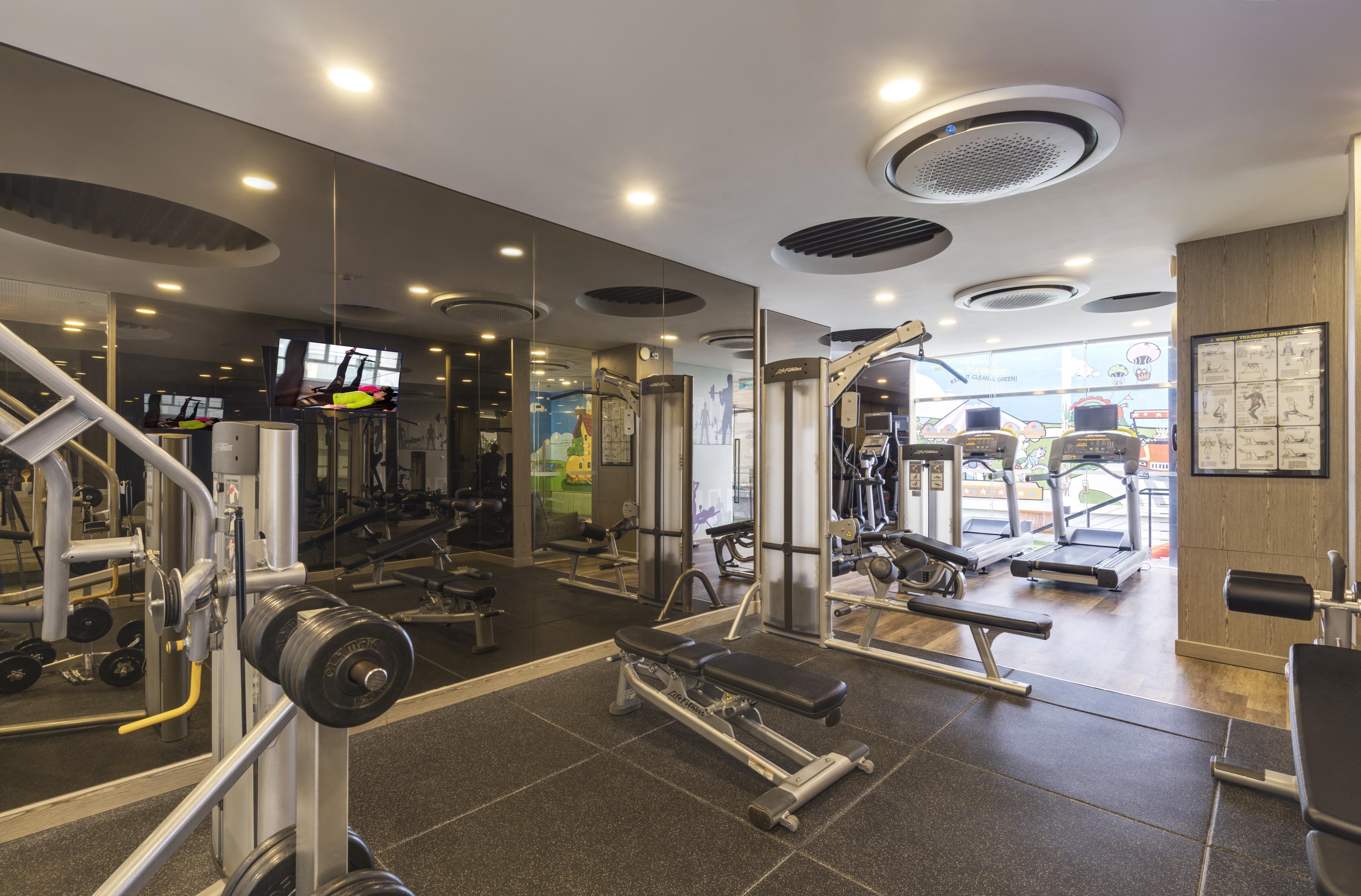 Somerset Ho Chi Minh-Byen Eksteriør billede The gym at the hotel